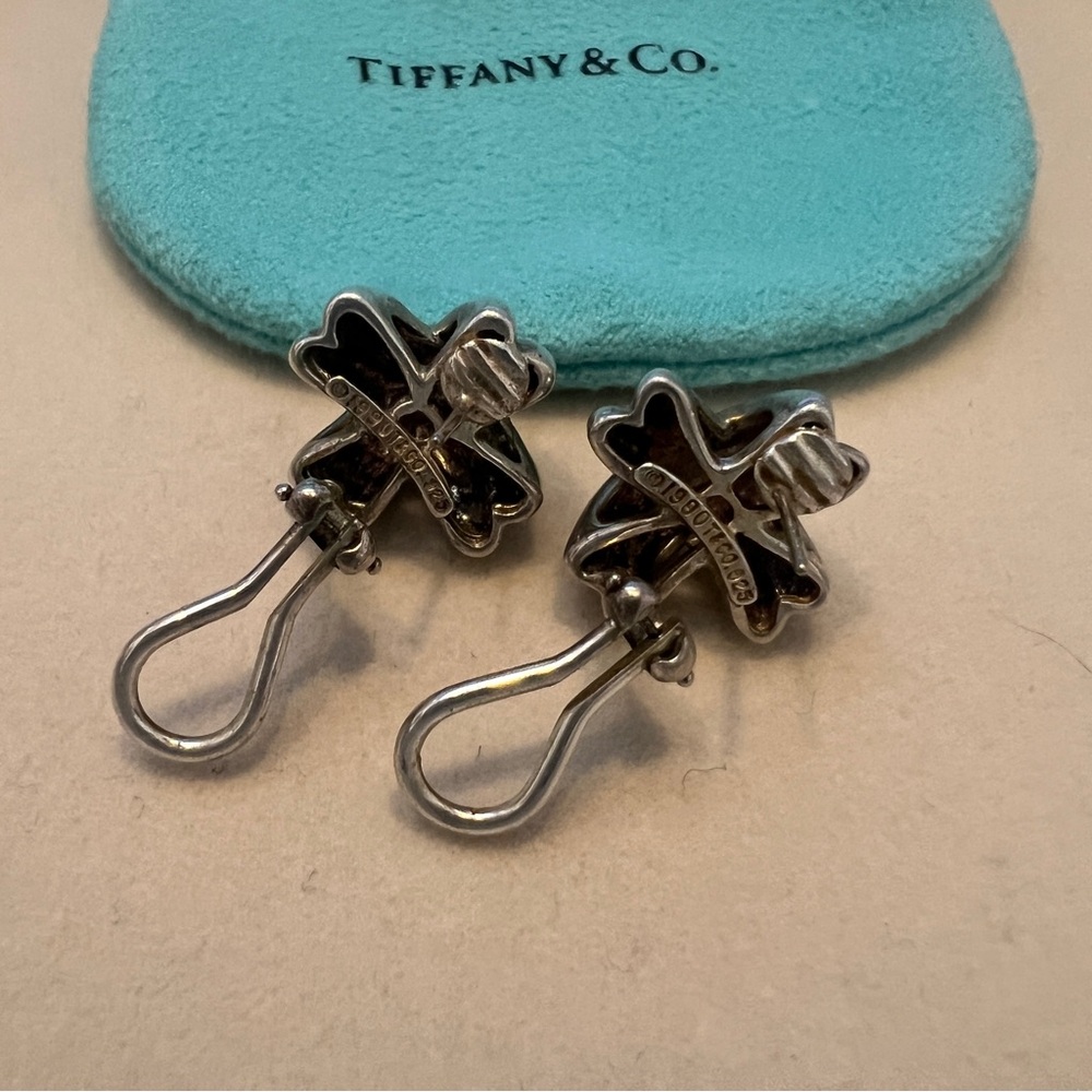 Authentic Tiffany & Co. Silver X Earrings with pouch - Picture 4 of 5